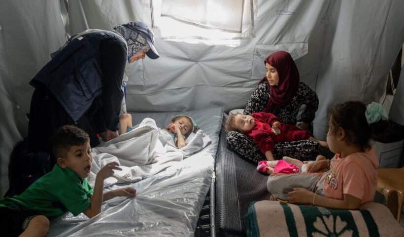 © WHO Patient with severe acute malnutrition and dehydration at a field hospital in south Gaza - 24 April 2024