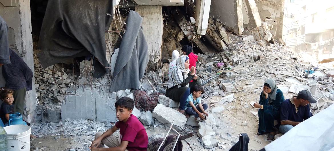 Amid ongoing Israeli attacks, ‘the systematic destruction of Gaza City is already underway’: UN rights office